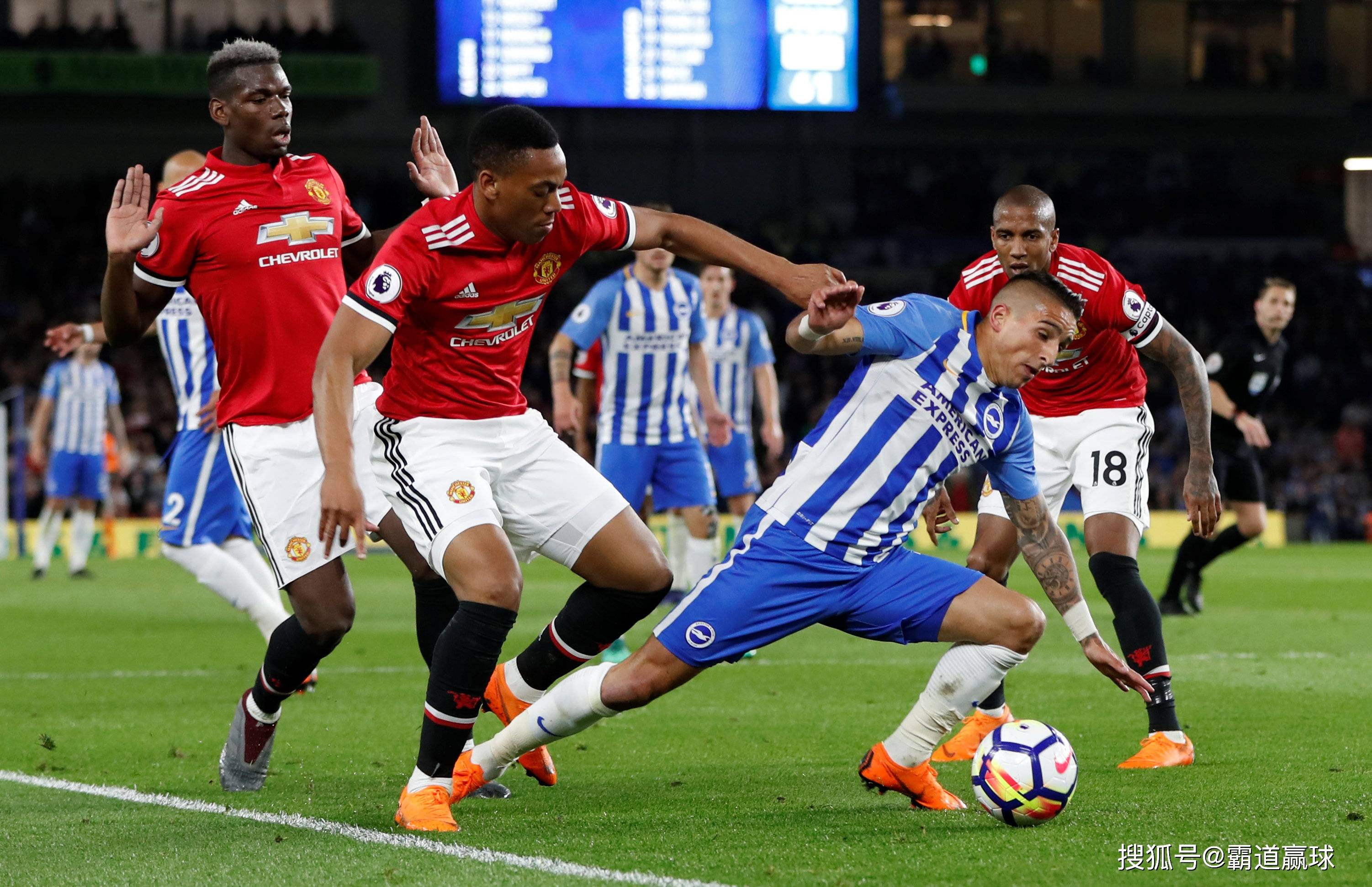 曼联主场取胜,战绩迎来回升 曼联主场取胜,战绩迎来回升