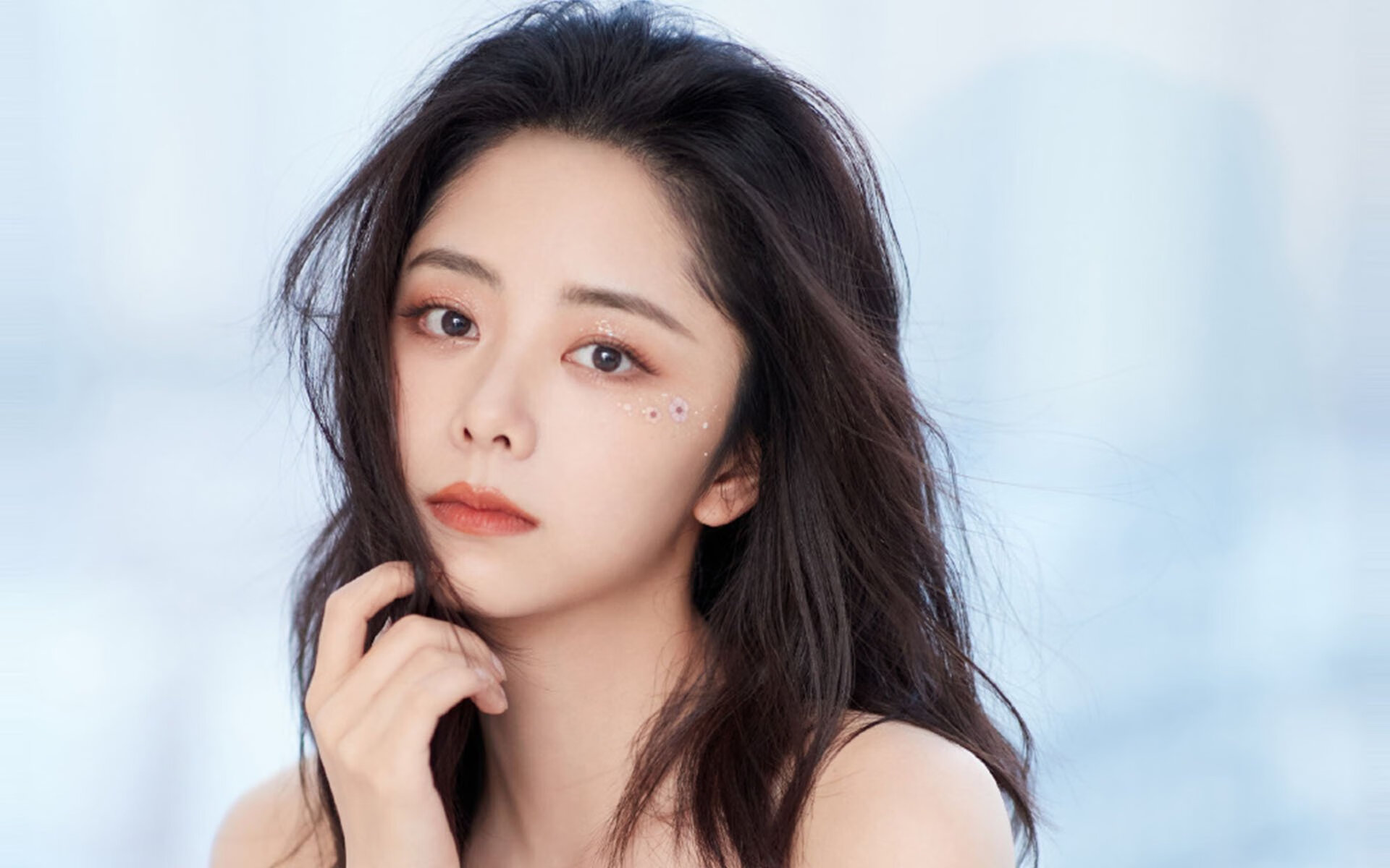 教科书式的逆袭与强压，苏亚雷斯带领乌拉圭震撼爱尔兰，日本展现东道主威力